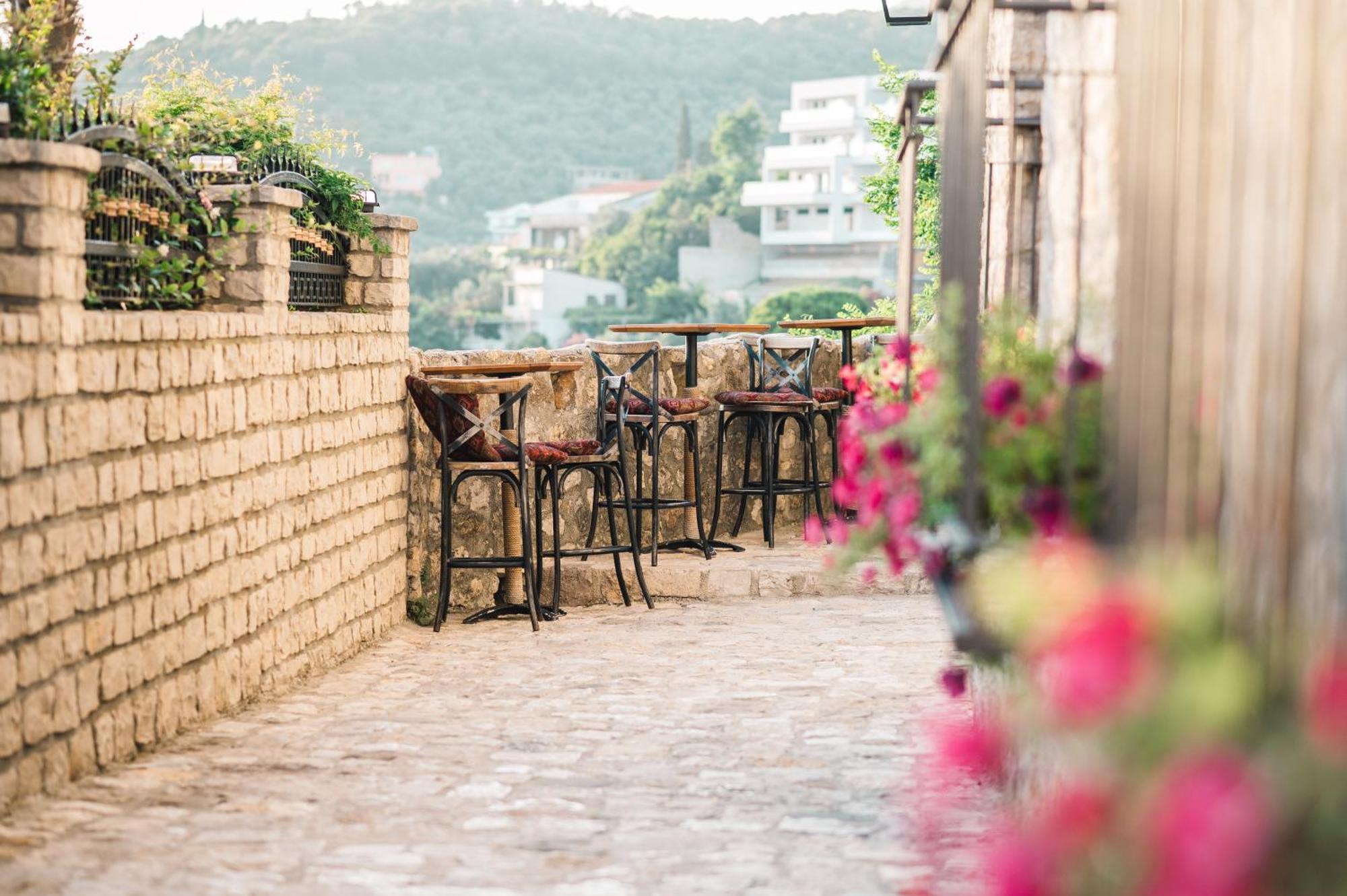 Hotel Pirate Old Town 울친 외부 사진